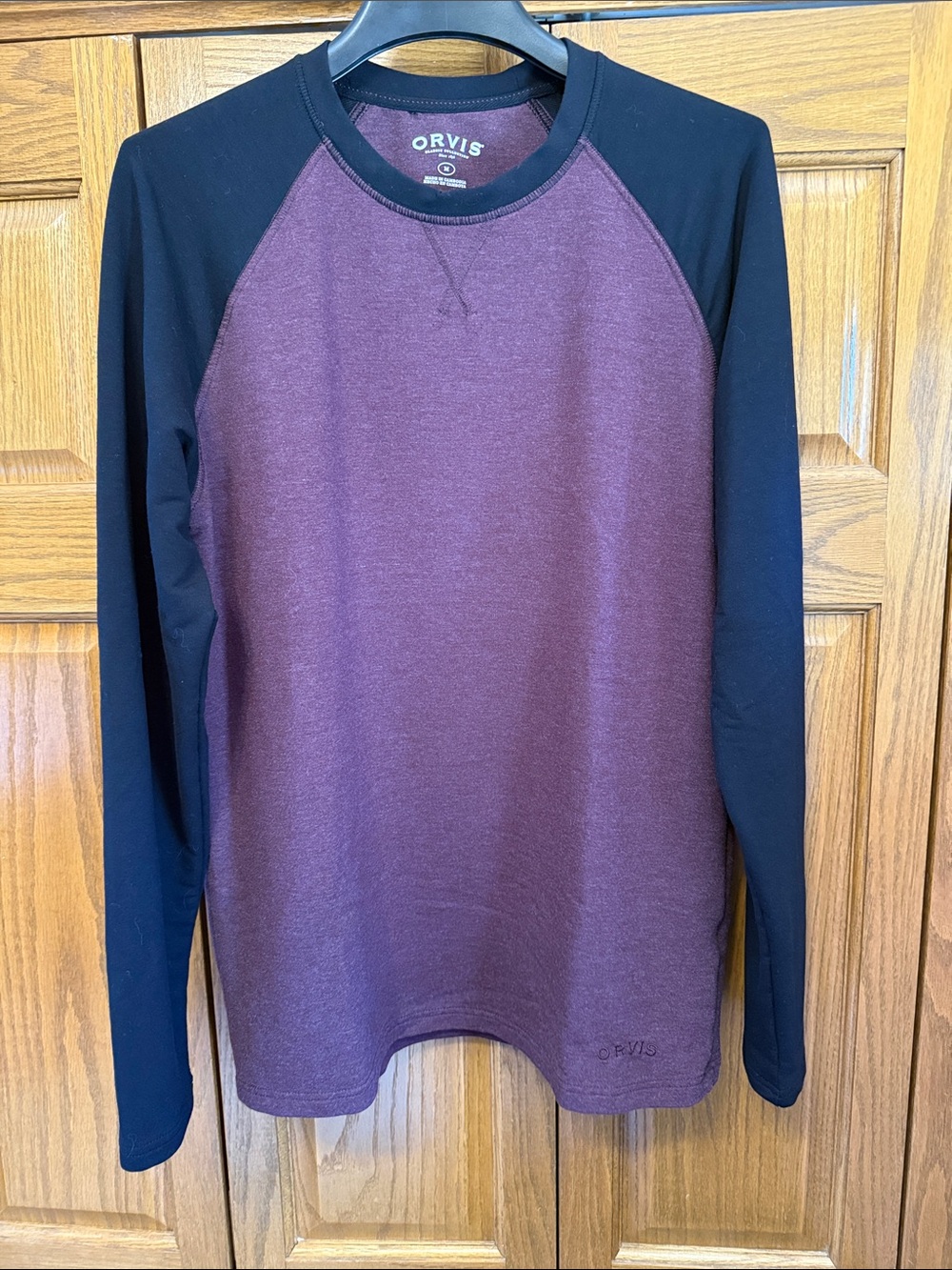 Orvis Men's Classic Crewneck in Burgundy and Black-Long Sleeve-Medium-NWT